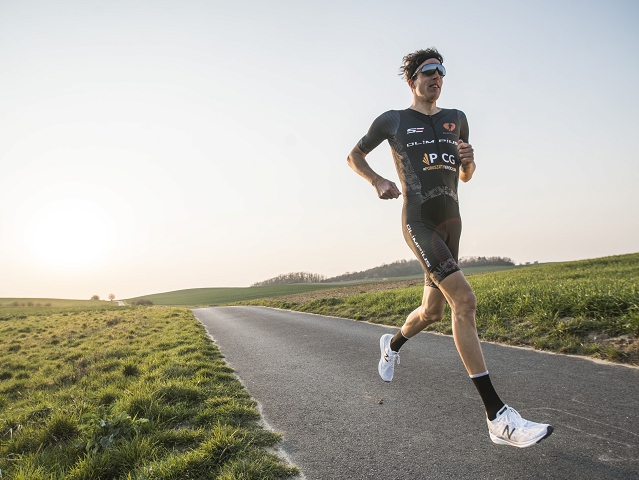 Nowa era sportowej mody: Oferta personalizowanej odzieży dla triathlonistów